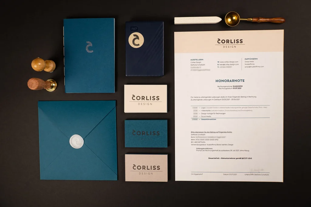 Brand Design von und für Corliss Design, zu sehen ist eine erweiterte Übersicht von Geschäftsdrucksorten