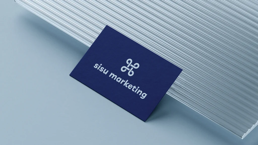 Brand Design von Corliss Design für sisu marketing, zu sehen ist die Visitenkarte