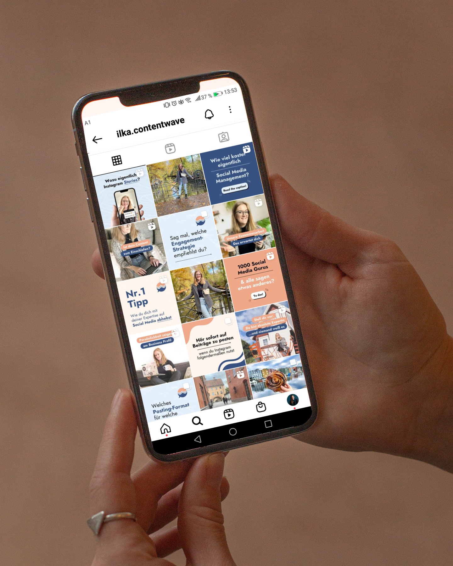 Instagram Feed von Content Wave mit neuem Brand Design by Corliss Design