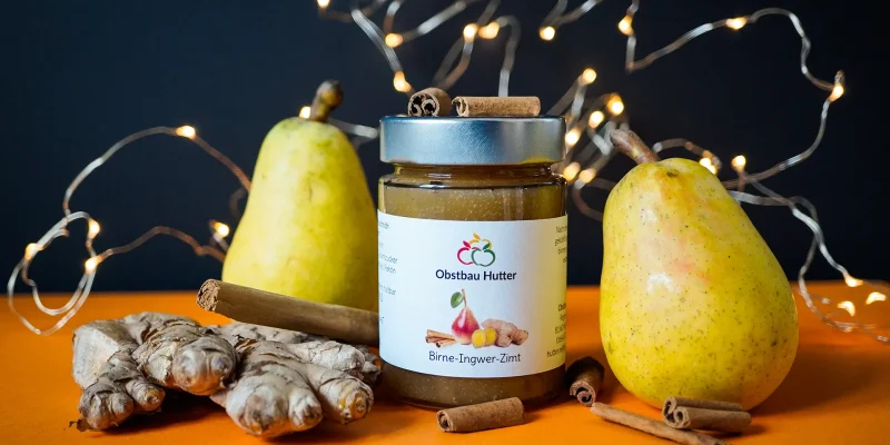 Logo Redesign und Verpackungsdesign von Corliss Design für Obstbau Hutter, zu sehen ist ein Marmeladeglas mit den neuen Etiketten